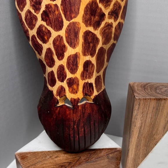 Vintage Estate Handcrafted Giraffe Mask Wall Art 15" - Picture 4 of 10